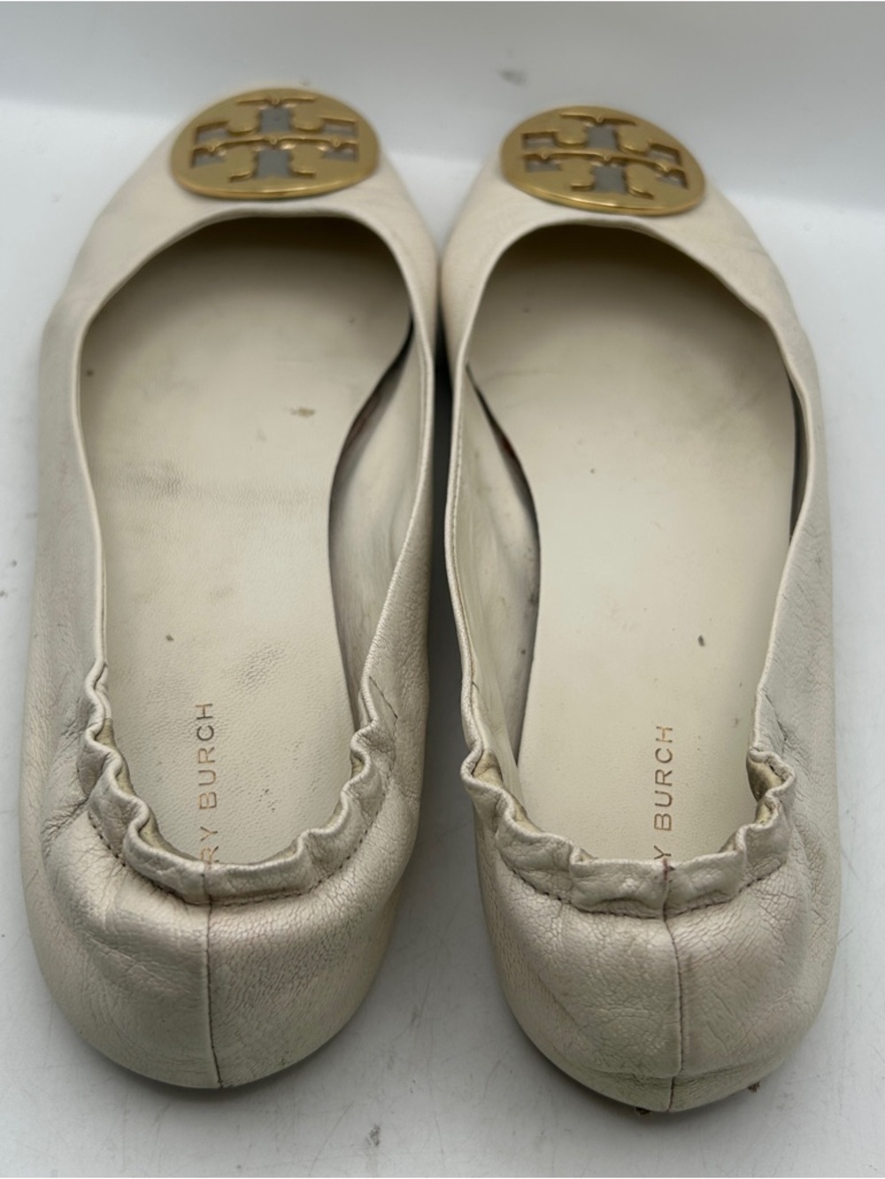 Tory Burch Reva Ballet Flats off white Leather Logo womans 8 gold silver shoes - Picture 4 of 11